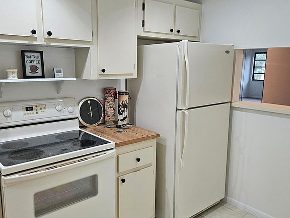 2nd image of 4700 Lucerne Lakes Boulevard #308
