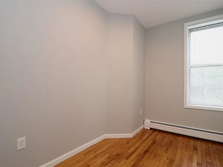 108 Adams St #4 — Photo 38
