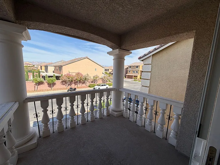 8542 Windsor Run St — Photo 16