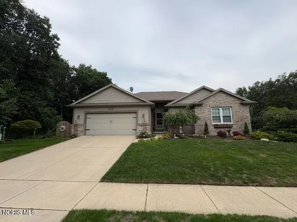 2103 Woodmere Ct, Toledo, OH 43615