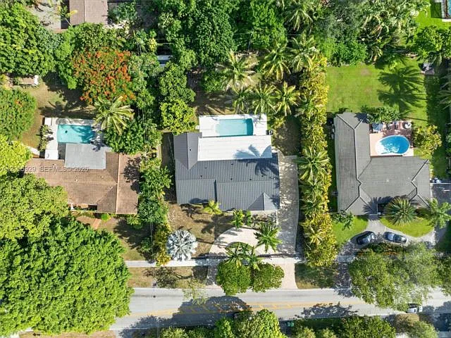 4 bed, 3.0 bath, 2446 sqft, $6,000 — Photo 1