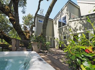 23078 Vineyard Rd, Geyserville, CA 95441