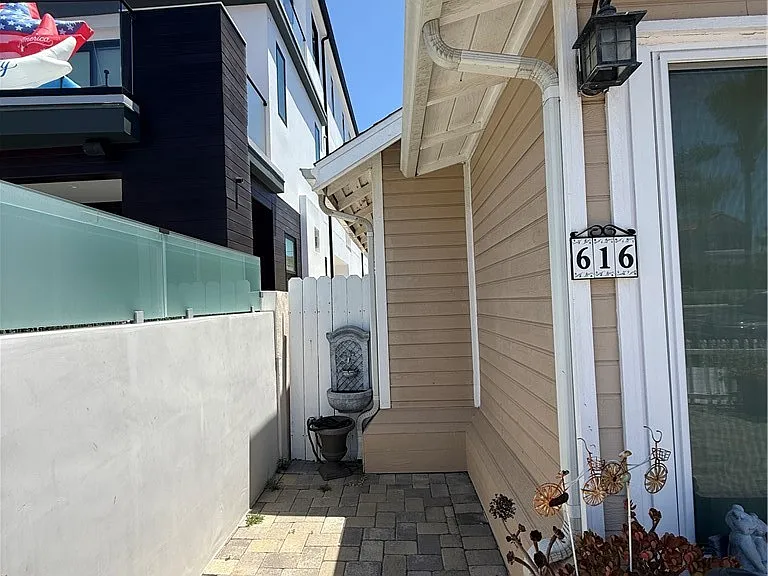 616 Huntington St — Photo 4