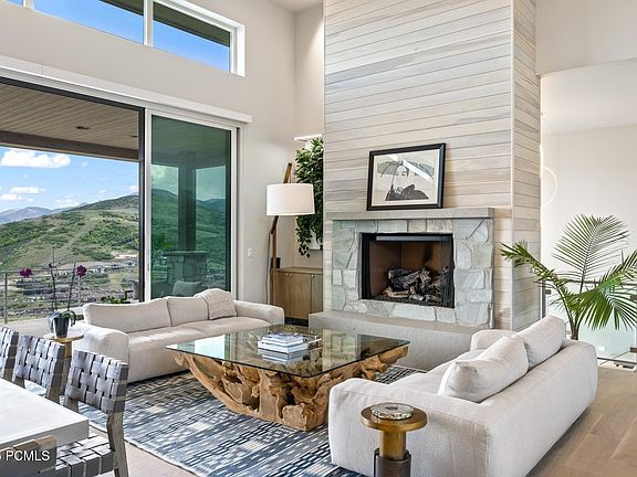 3rd image of 13795 N Deer Canyon Dr