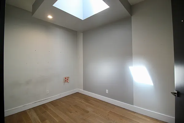 Rented by Hagstrom Management Inc | media 20