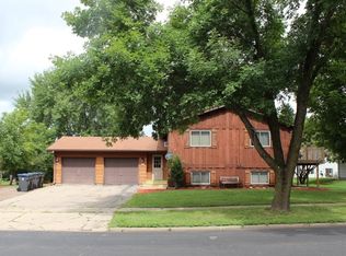 2411 2413 E Becker Rd, Marshfield, WI 54449