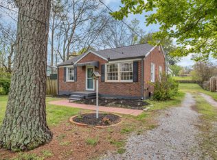 2845 Colonial Cir, Nashville, TN 37214