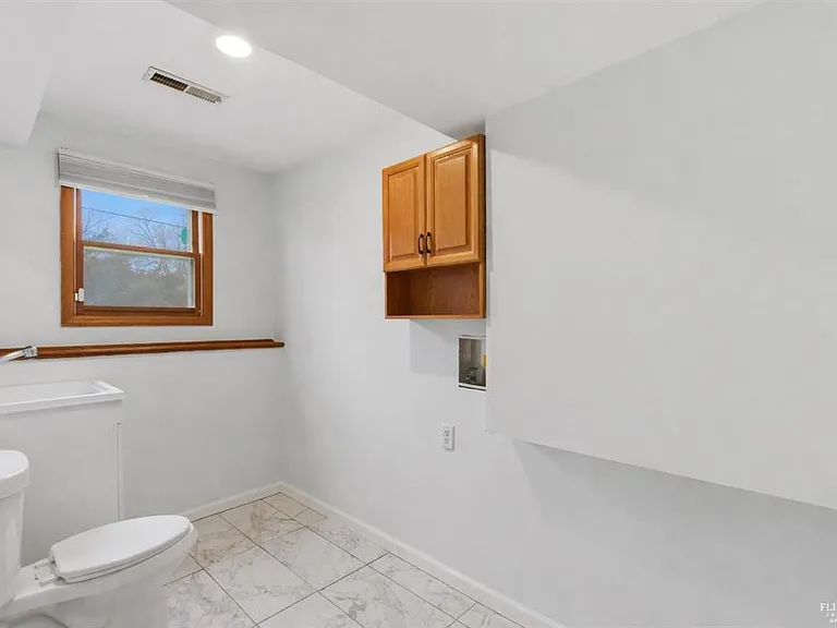 1333 Overlook Dr — Photo 21