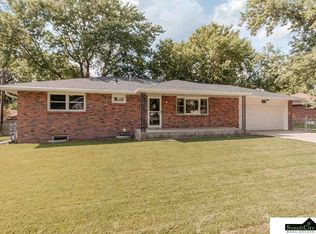 4411 S 37th St, Lincoln, NE 68516