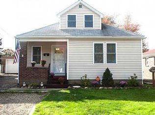 218 Eagle Point Blvd, Erie, PA 16511