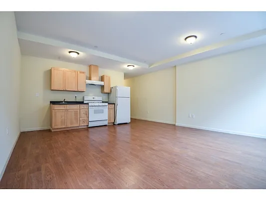 Rented by Bellmarc Realty | media 19