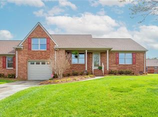 1906 Meadow Green Dr, Graham, NC 27253