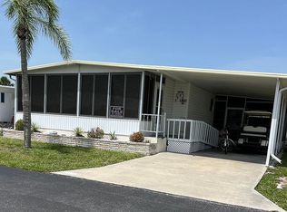 279 Lacosta St, Nokomis, FL 34275