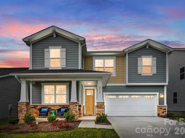 2718 Phoenix Ct, Gastonia, NC 28052