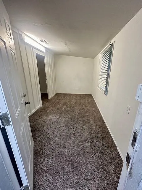 3 bed, 1.0 bath, 600 sqft, $1,450 — Photo 2