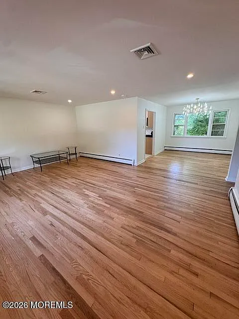 3 bed, 2.5 bath, 1947 sqft, $3,900 — Photo 3