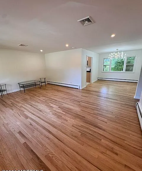 813 Roseld Ave — Photo 3