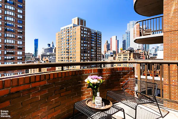 Rented by Brown Harris Stevens | media 21