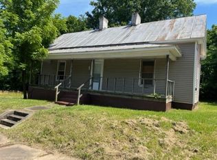 932 E 23rd St, Winston Salem, NC 27105
