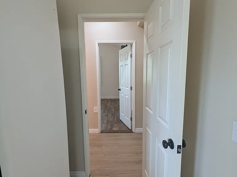 Cedarwood Dr — Photo 7