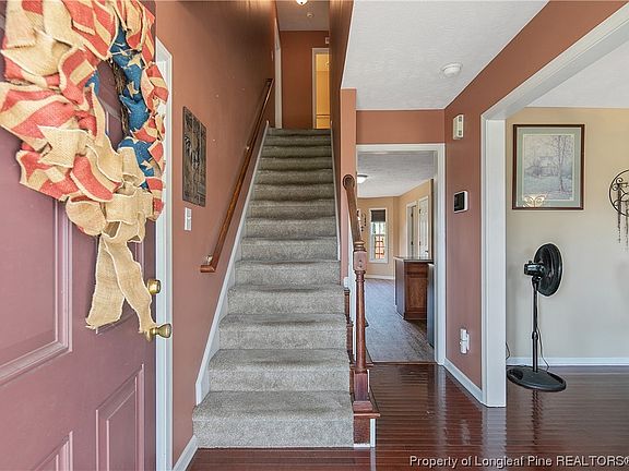 5th image of 291 Walden Green Dr