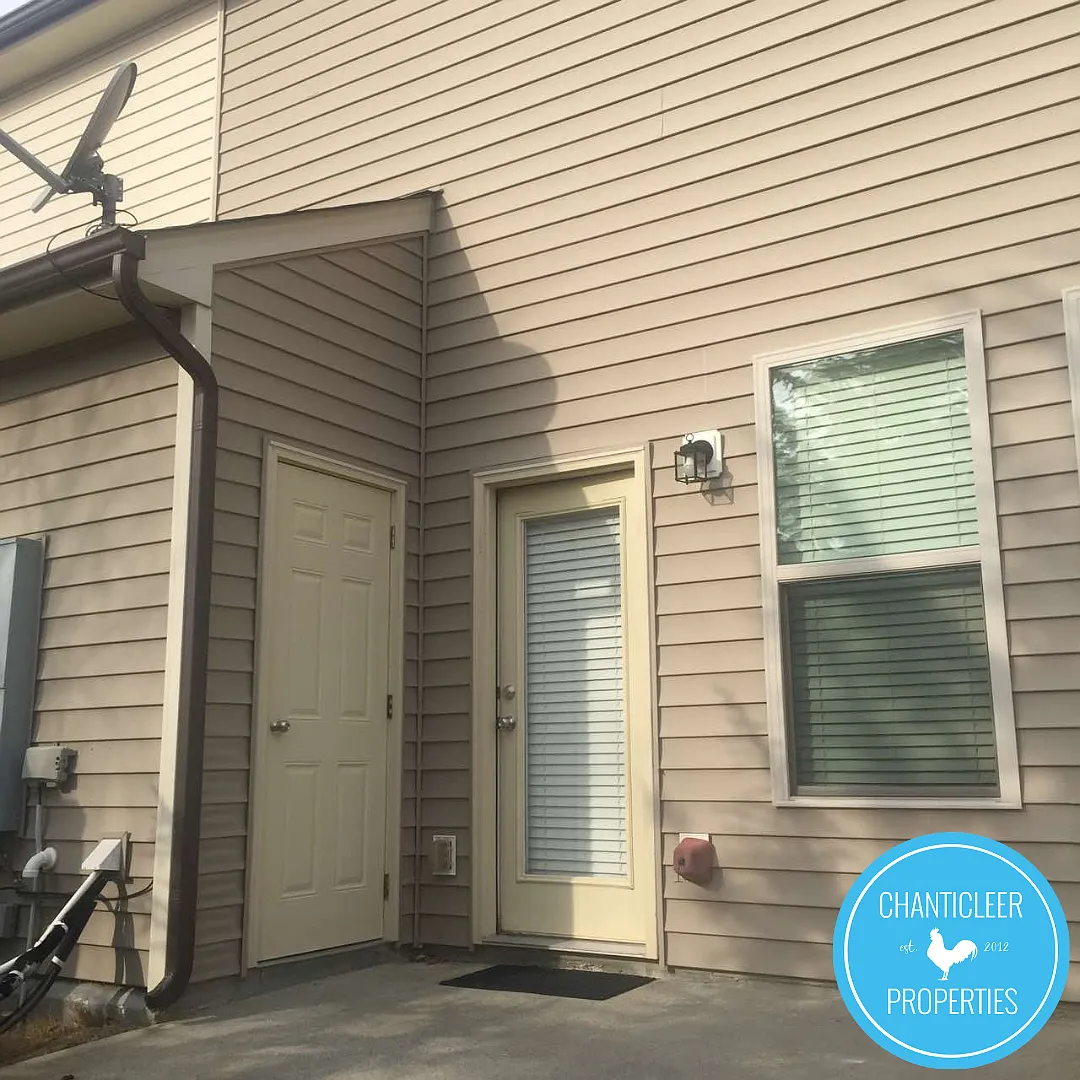 4442 Hillsgrove Road - 1 — Photo 2