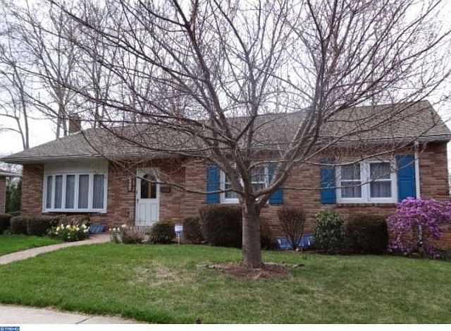 Hampden Heights Single