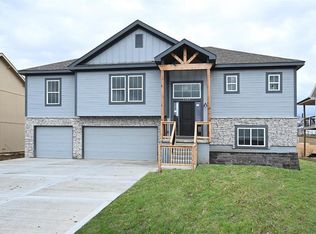 2505 Windmill Dr, Platte City, MO 64079