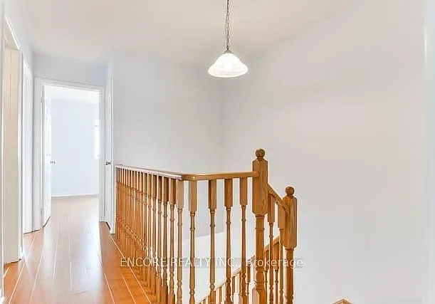 1006 Bur Oak Ave — Photo 12