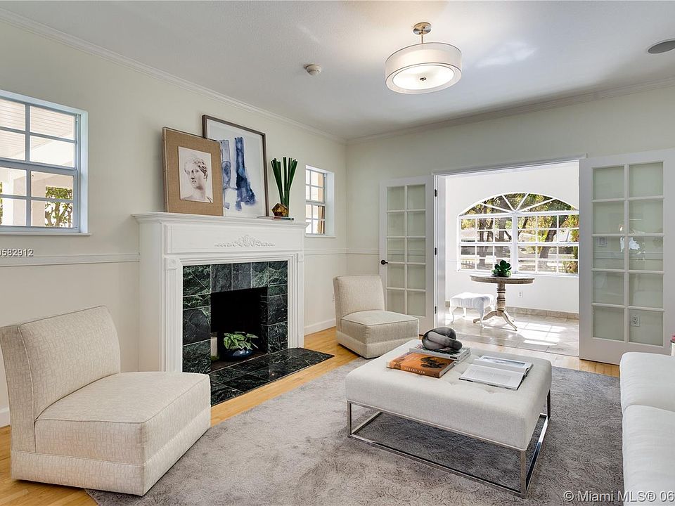 1st image of 1253 Alhambra Cir