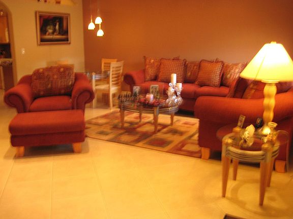 Spacious living room