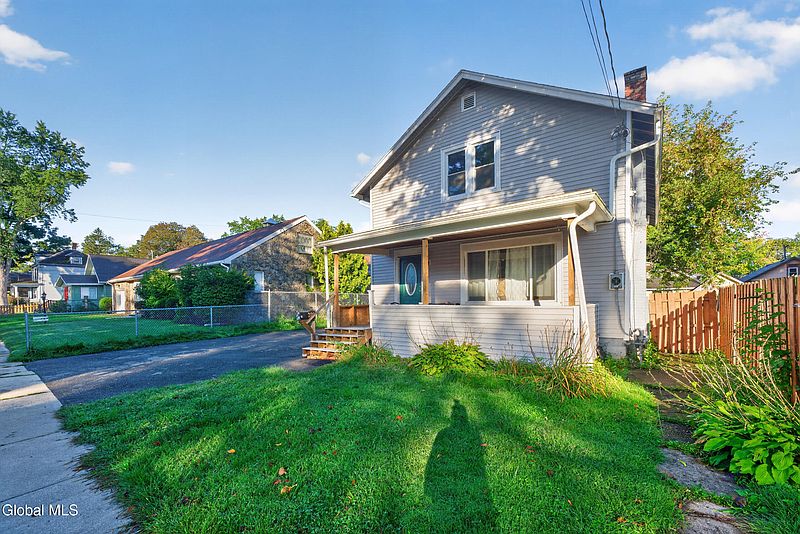 3rd image of 209 Swan Street