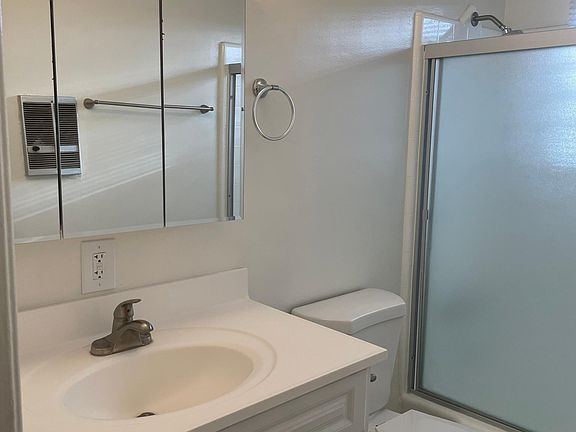 3rd image of 4926 August St APT 18