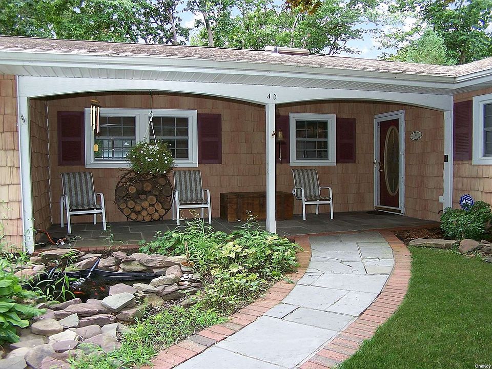 1st image of 40 Spencer Ln