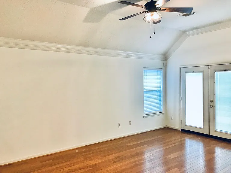9311 Cantata Ct — Photo 18
