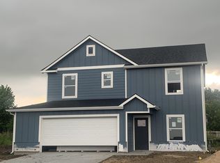 2725 S Cypress Ct, Wichita, KS 67210