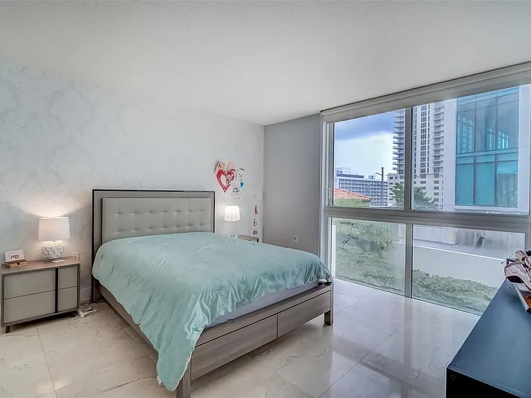 150 Sunny Isles Blvd #601 — Photo 12
