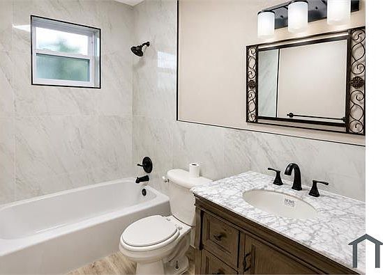 3rd image of 1723 NE 185th St #237