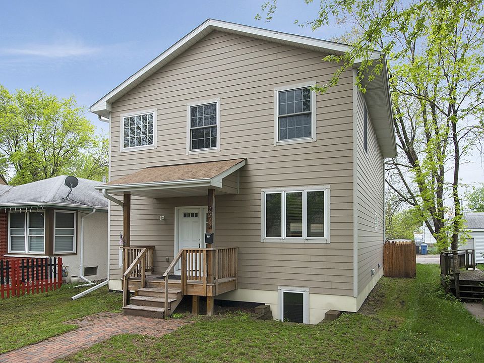1st image of 2622 Howard St NE