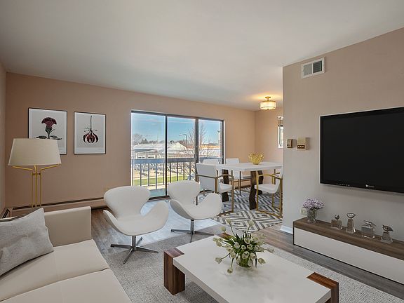 4th image of 10851 S Keating Ave APT 2D