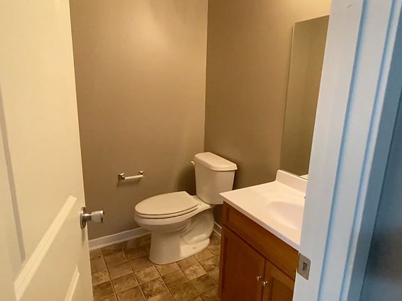 4th image of 3010 S St #2