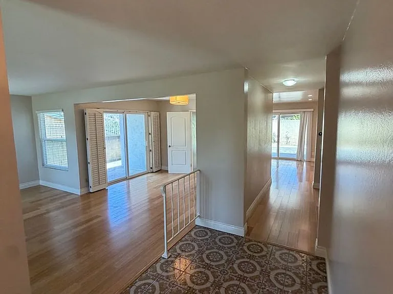 927 Redlen Ave — Photo 6