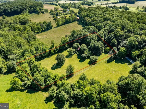 505 Wertz Rd, Coatesville, PA 19320