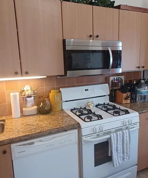 1855 Grand Ave — Photo 11