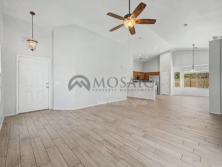22360 E Via Del Rancho — Photo 11