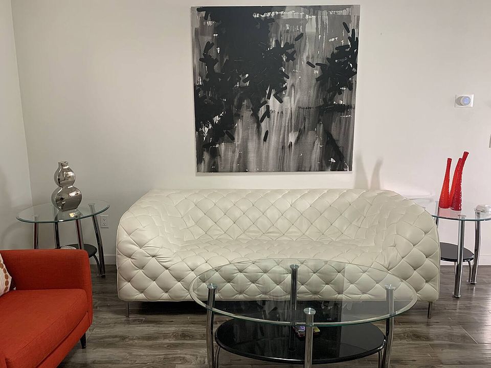 Downtown Bungalow - your Las Vegas home away from home!