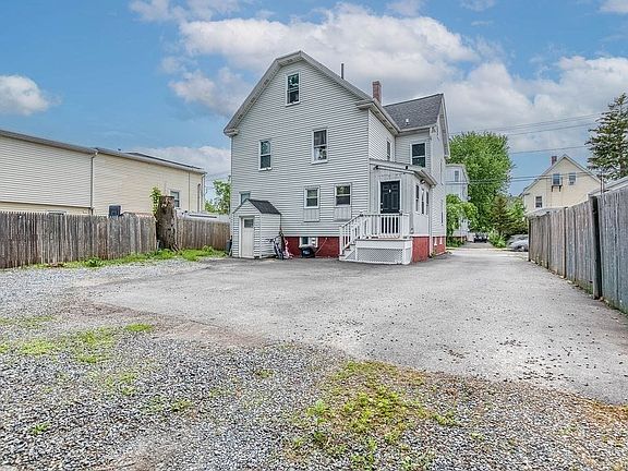 3rd image of 40 Falmouth St
