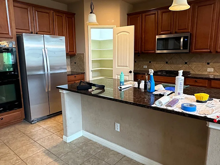 108 Lake Texana Ct — Photo 23