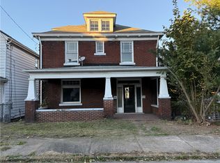 25 Aliquippa Ave, Monessen, PA 15062