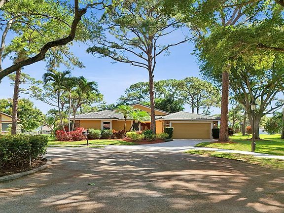 2nd image of 3630 NW 24th Avenue